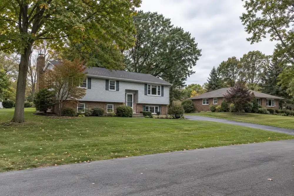 Illustration of a typical residential street in the Copley, OH area
